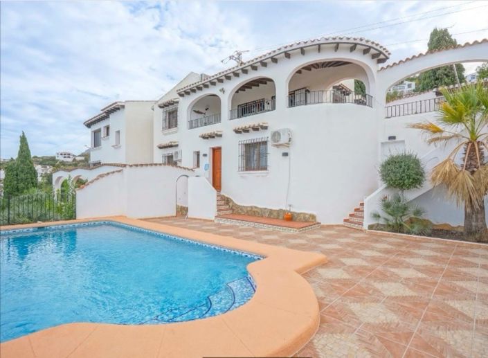 Image No.3-5 Bed Villa for sale