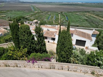 ncb38658443200
