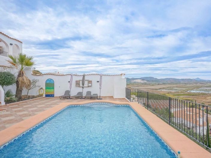 Image No.7-5 Bed Villa for sale