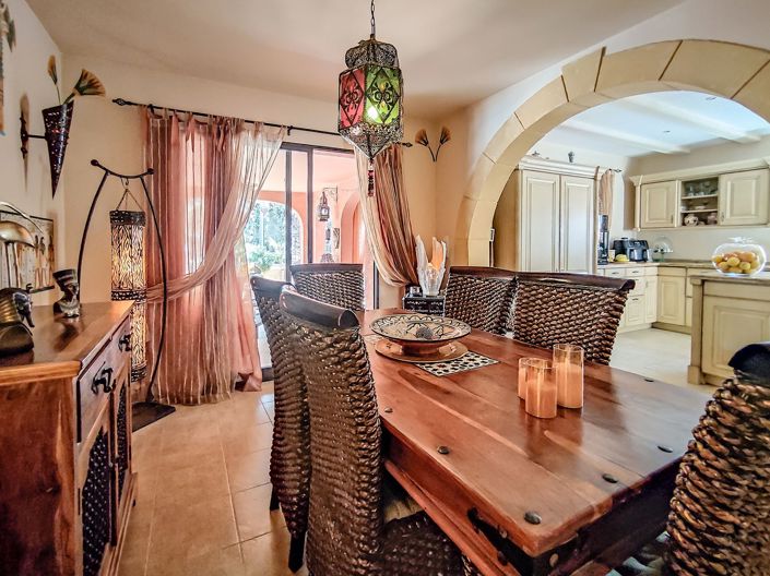 Image No.11-4 Bed Villa for sale