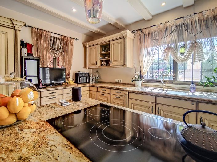 Image No.14-4 Bed Villa for sale