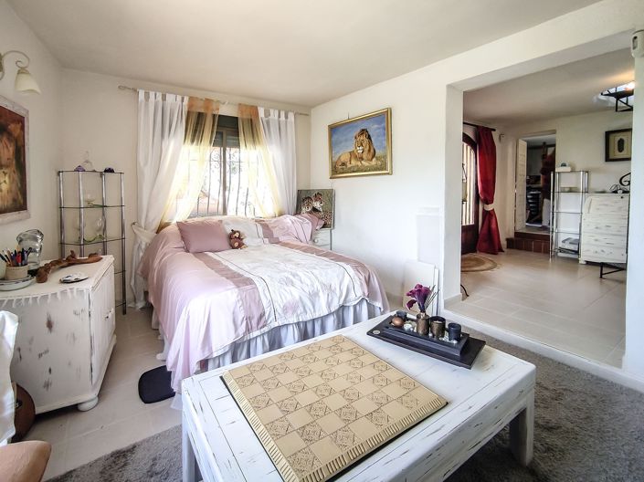 Image No.26-4 Bed Villa for sale