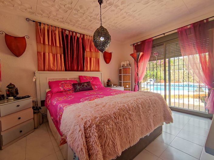 Image No.6-4 Bed Villa for sale