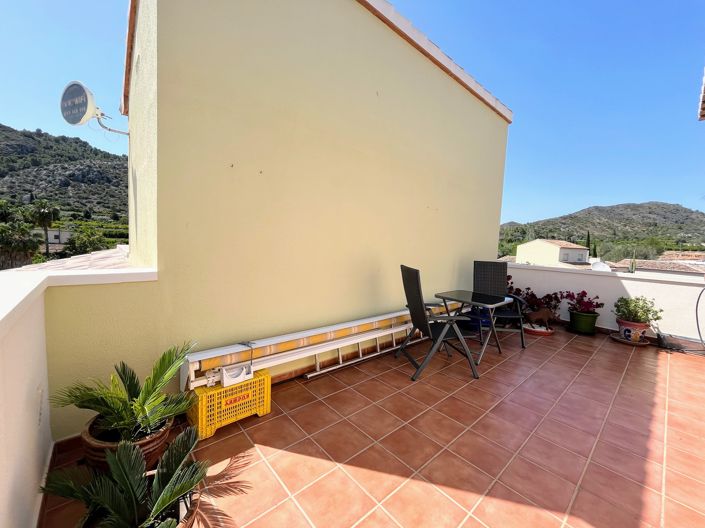 Image No.19-3 Bed Townhouse for sale