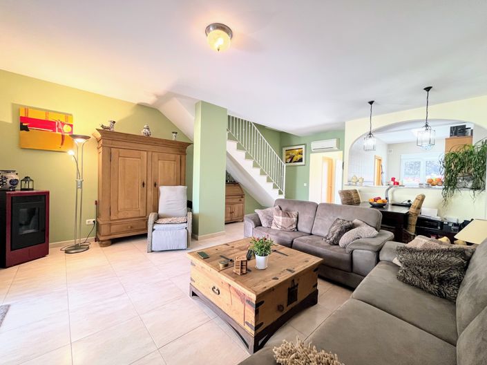 Image No.7-3 Bed Townhouse for sale