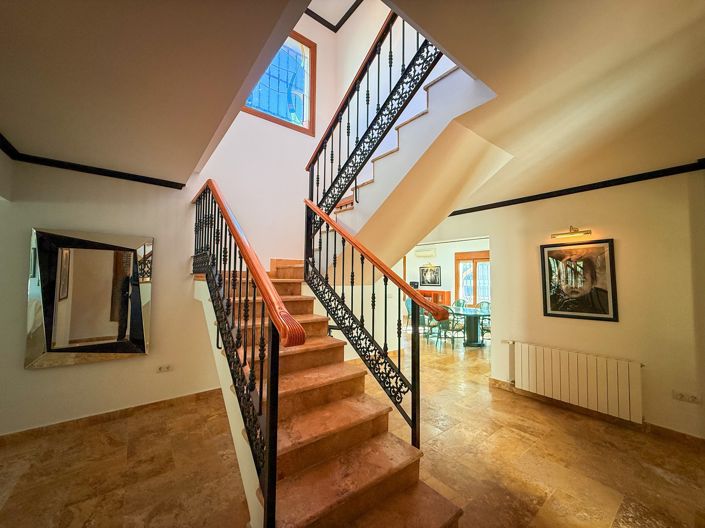 Image No.11-4 Bed Villa for sale