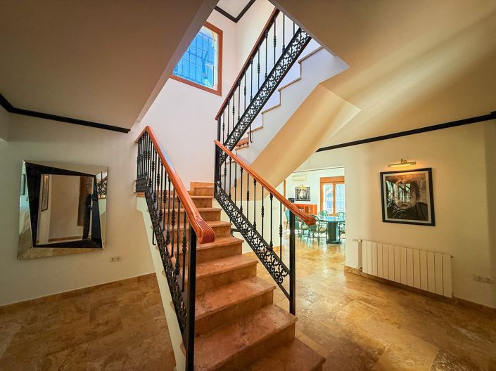 Image No.11-4 Bed Villa for sale