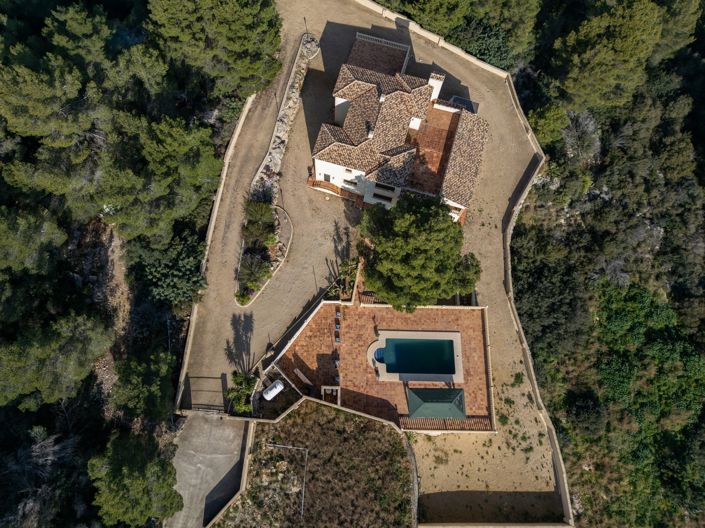 Image No.2-4 Bed Villa for sale