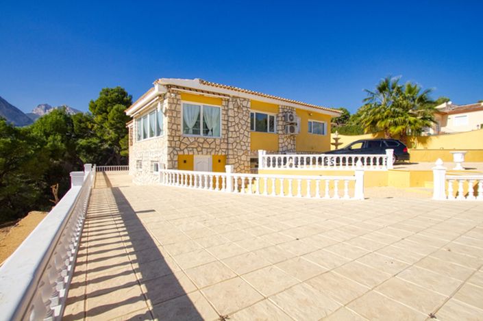 Image No.19-6 Bed Villa for sale