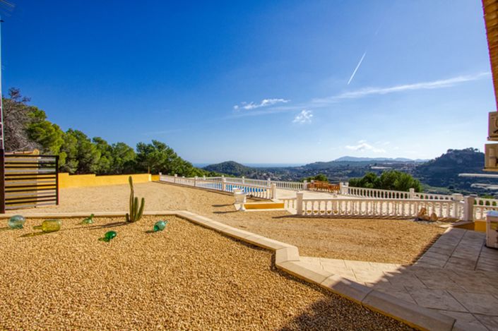 Image No.20-6 Bed Villa for sale