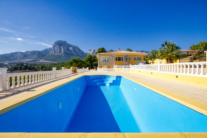 Image No.21-6 Bed Villa for sale