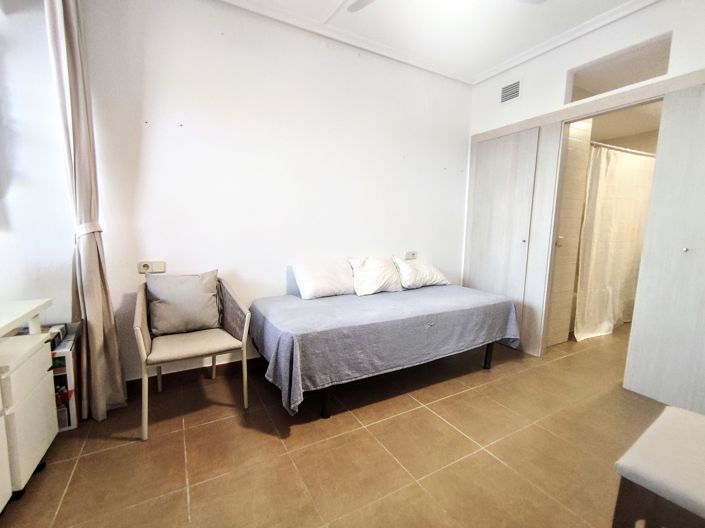 Image No.15-2 Bed Apartment for sale