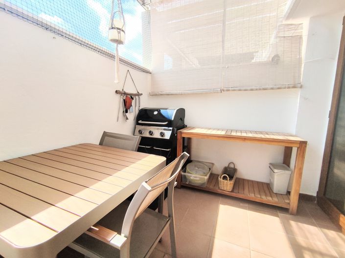 Image No.23-2 Bed Apartment for sale