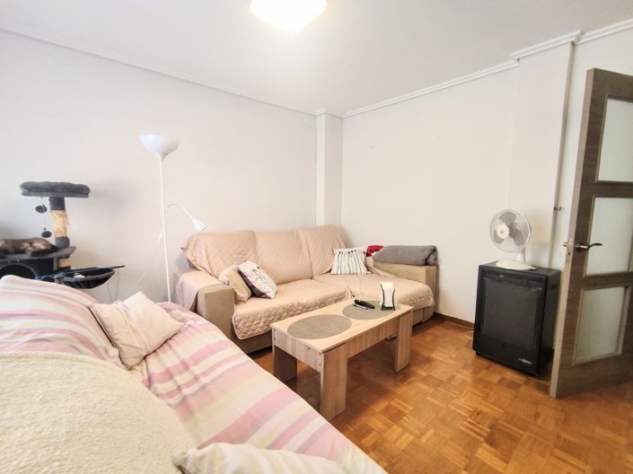 Image No.5-Propriété de 3 chambres à vendre à Orba