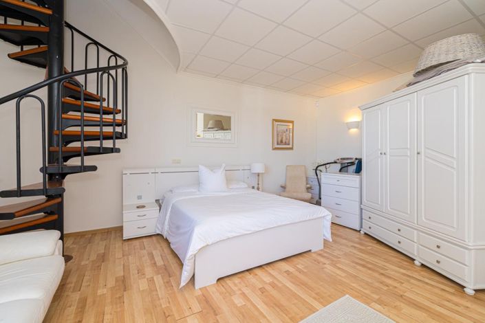 Image No.20-6 Bed Villa for sale