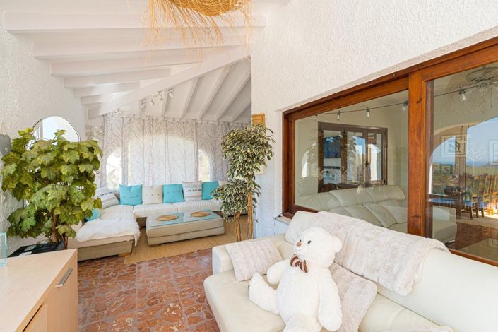 Image No.24-6 Bed Villa for sale