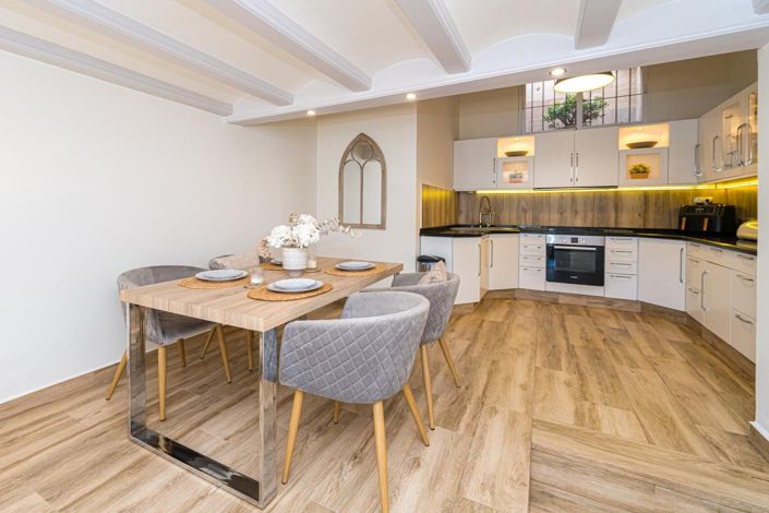 Image No.6-6 Bed Villa for sale