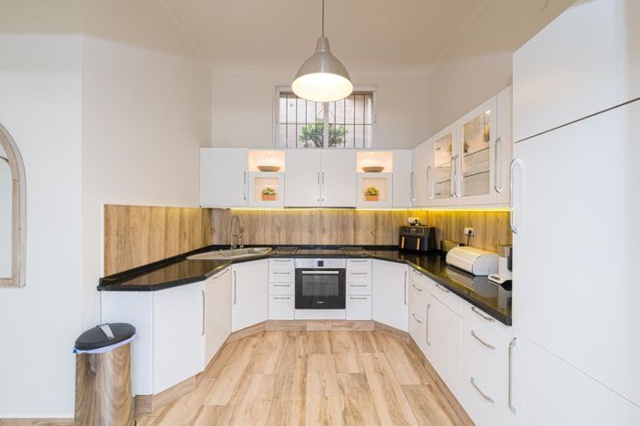 Image No.7-6 Bed Villa for sale