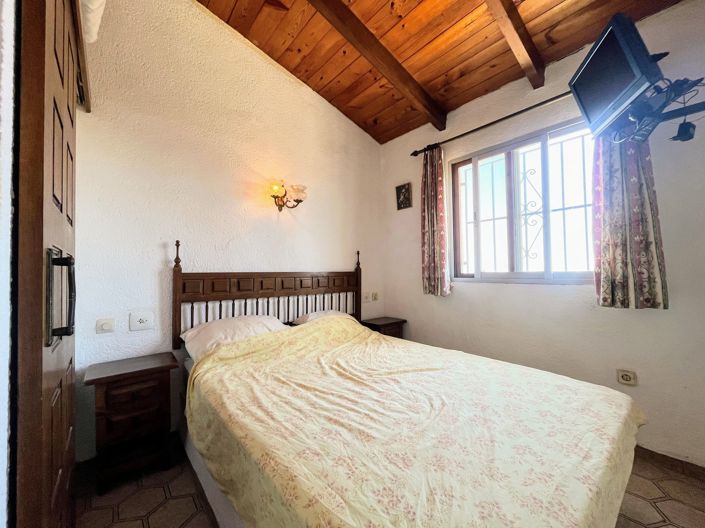 Image No.16-2 Bed Villa for sale