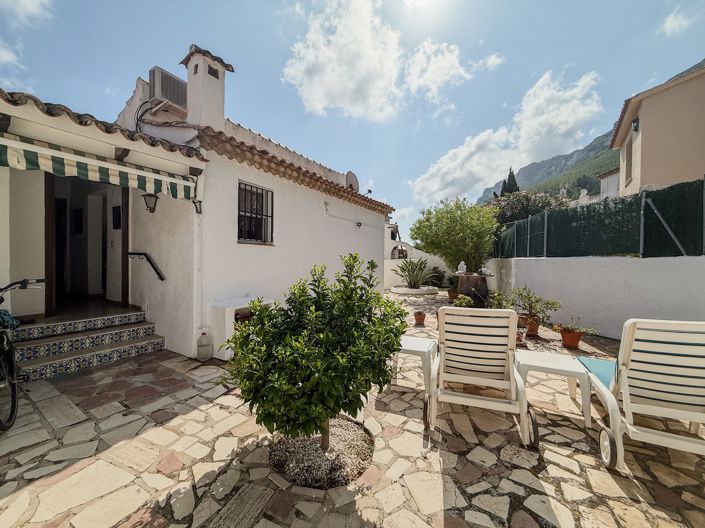 Image No.8-2 Bed Villa for sale