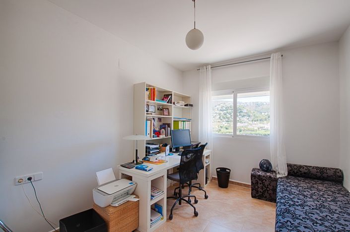 Image No.13-4 Bed Villa for sale