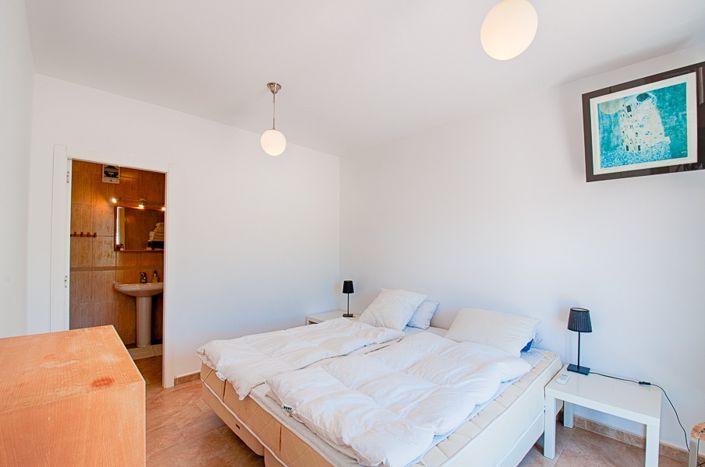 Image No.20-4 Bed Villa for sale