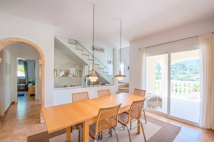 Image No.5-4 Bed Villa for sale