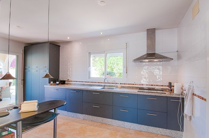 Image No.8-4 Bed Villa for sale