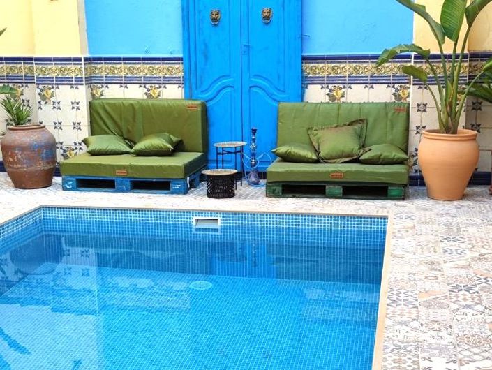 Image No.2-6 Bed Townhouse for sale