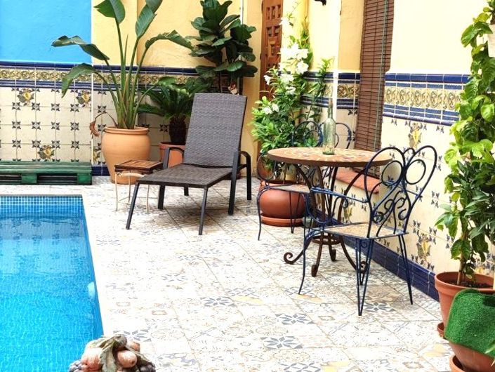 Image No.3-6 Bed Townhouse for sale