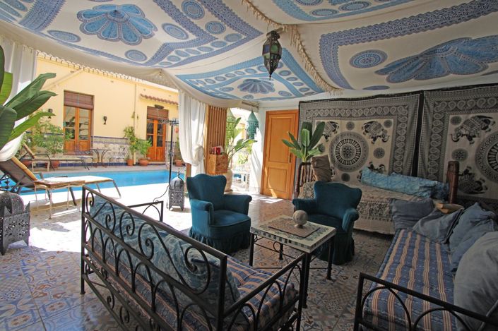 Image No.4-6 Bed Townhouse for sale