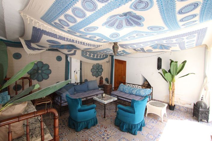 Image No.5-6 Bed Townhouse for sale