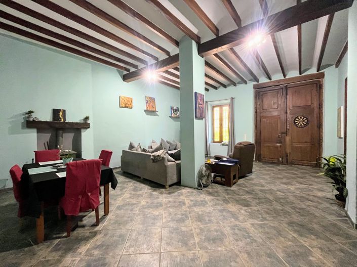 Image No.3-5 Bed Townhouse for sale