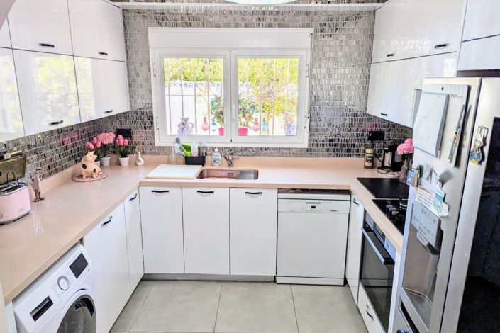 Image No.11-4 Bed Villa for sale