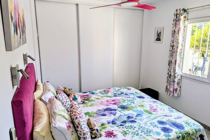 Image No.17-4 Bed Villa for sale