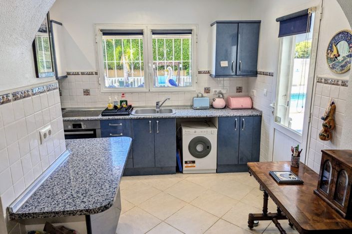 Image No.24-4 Bed Villa for sale