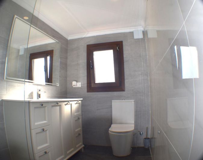 Image No.26-5 Bed Villa for sale