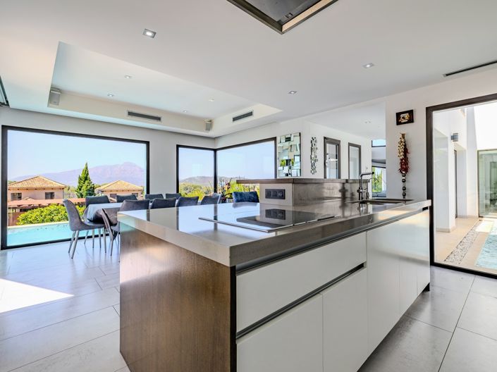 Image No.16-5 Bed Villa for sale