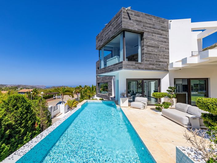 Image No.26-5 Bed Villa for sale