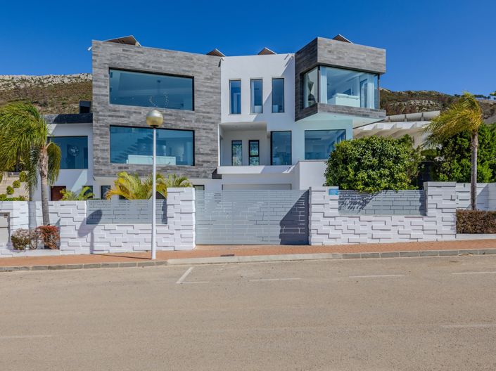 Image No.27-5 Bed Villa for sale