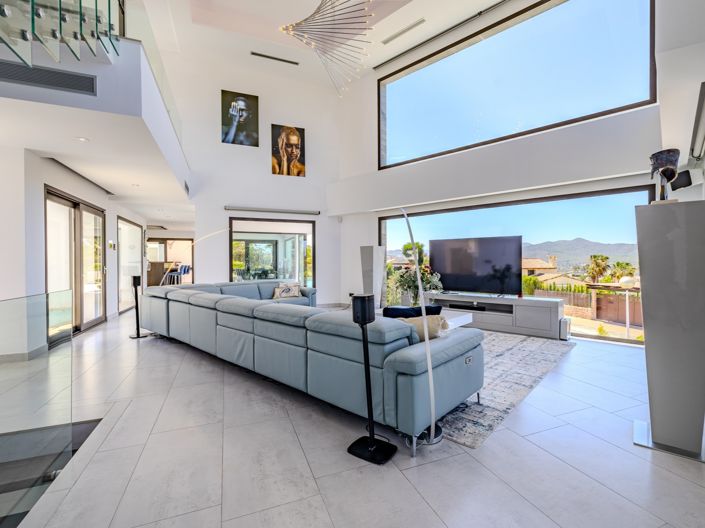 Image No.5-5 Bed Villa for sale