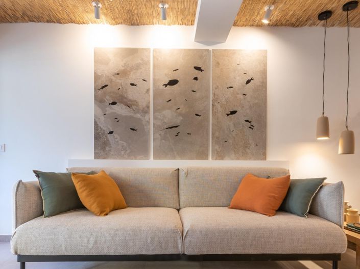 Image No.10-2 Bed Property for sale