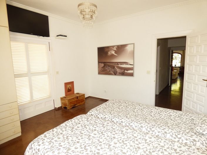 Image No.8-3 Bed Villa for sale