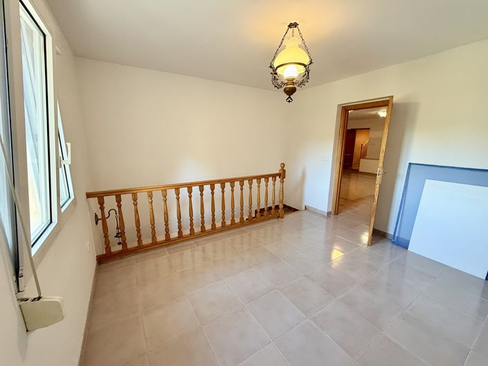 Image No.22-6 Bed Villa for sale