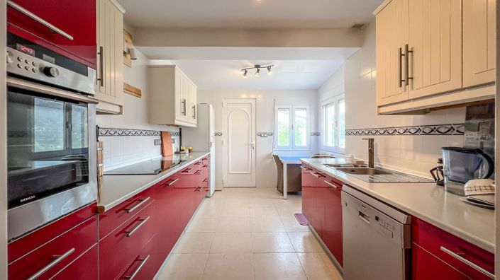 Image No.14-4 Bed Villa for sale