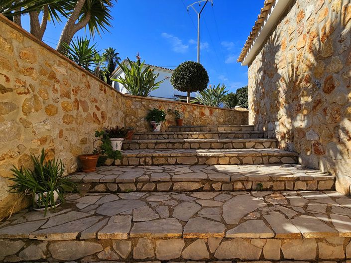 Image No.19-5 Bed Villa for sale