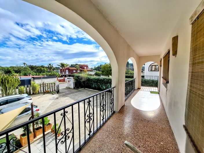 Image No.2-Villa de 2 chambres à vendre à Denia