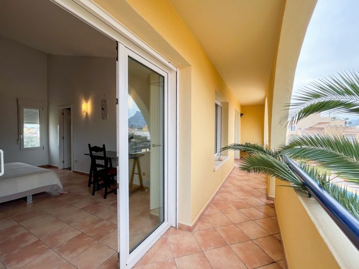 Image No.17-3 Bed Villa for sale