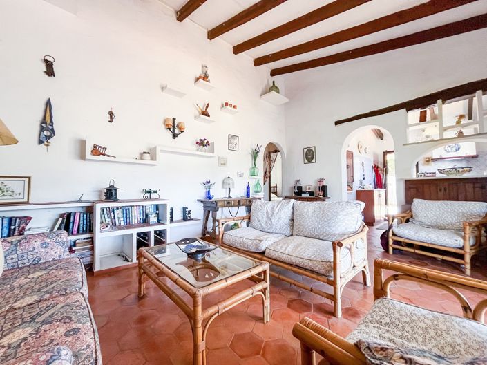 Image No.3-4 Bed Villa for sale