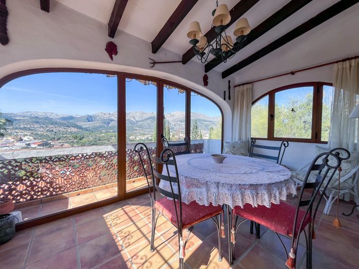 Image No.6-4 Bed Villa for sale